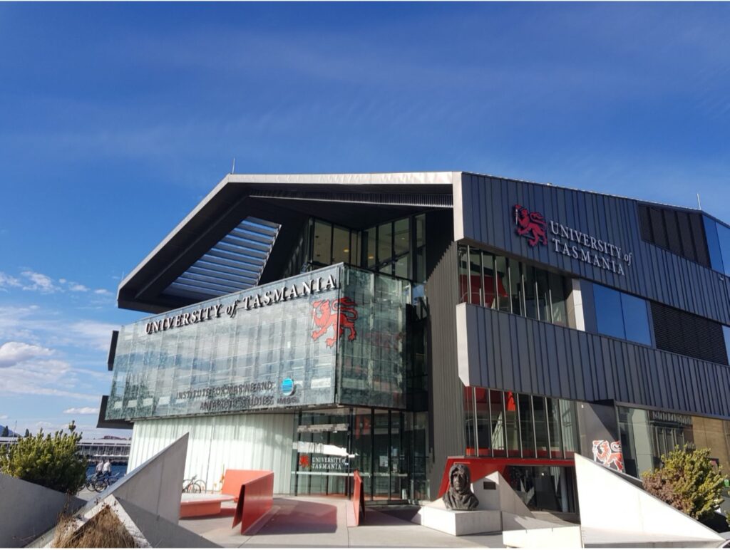 Đại học Tasmania